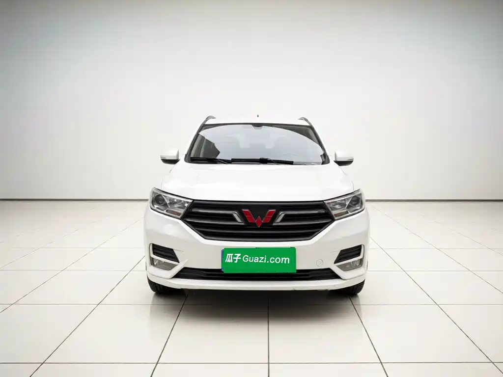 Wuling Hongguang 2020 — фото 24