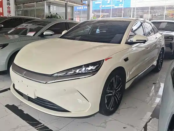 BYD Qin L 2025