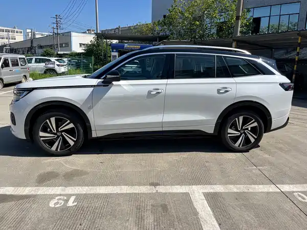 Volkswagen Tavendor 2025