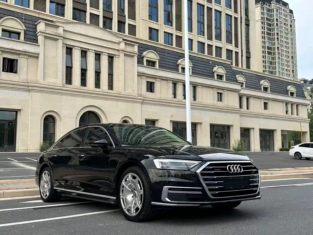 Audi A8 2022