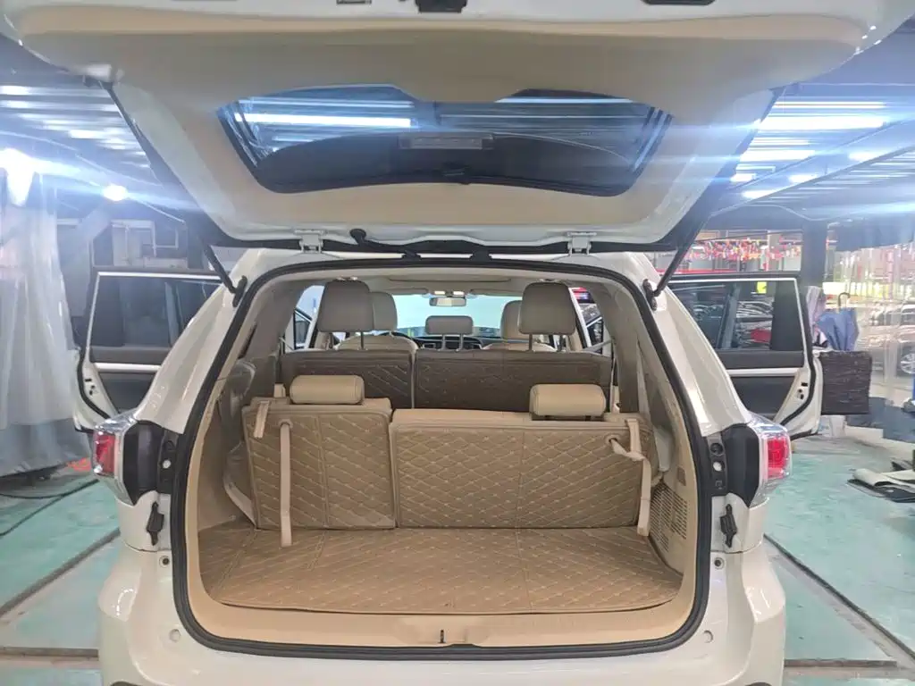 Toyota Highlander 2017 — фото 19
