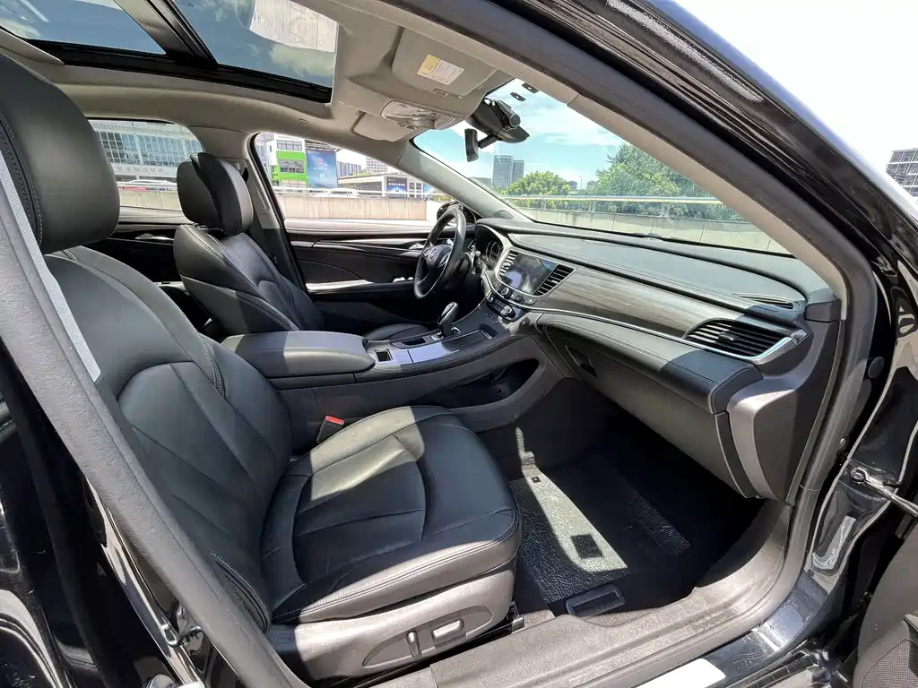 Buick LaCrosse 2020 — фото 10