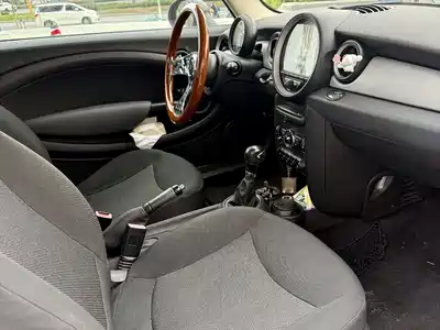 MINI MINI 2011