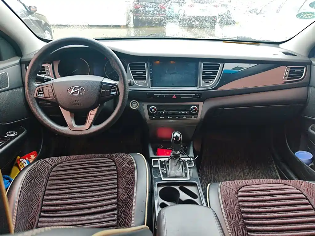 Hyundai Mistra 2015 — фото 14
