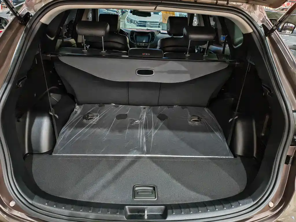 Hyundai Santa Fe 2015 — фото 8