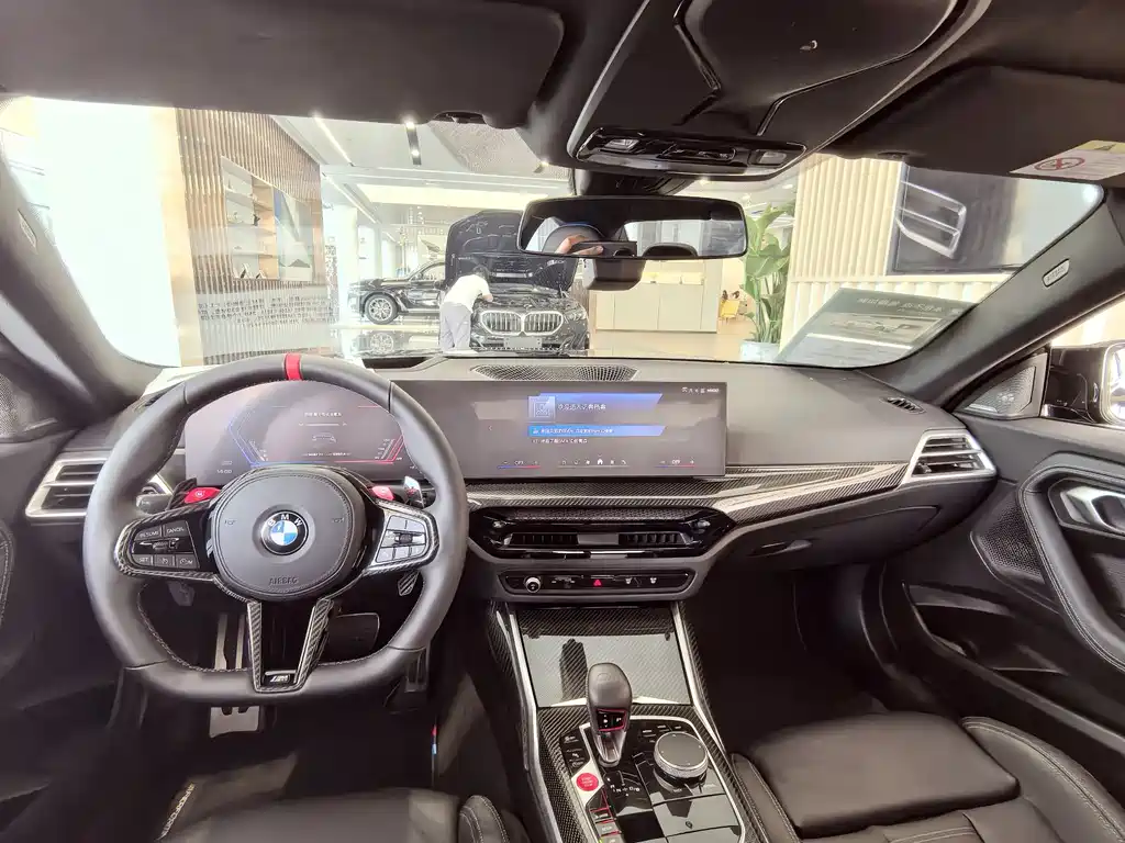 BMW M2 2025 — фото 9