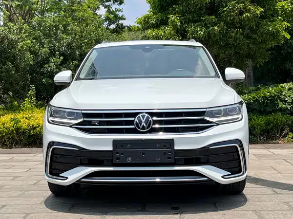 Volkswagen Tiguan L 2022
