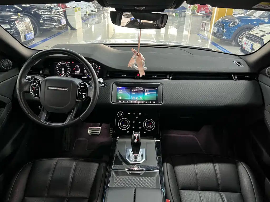 Land Rover Range Rover Evoque 2021 — фото 8