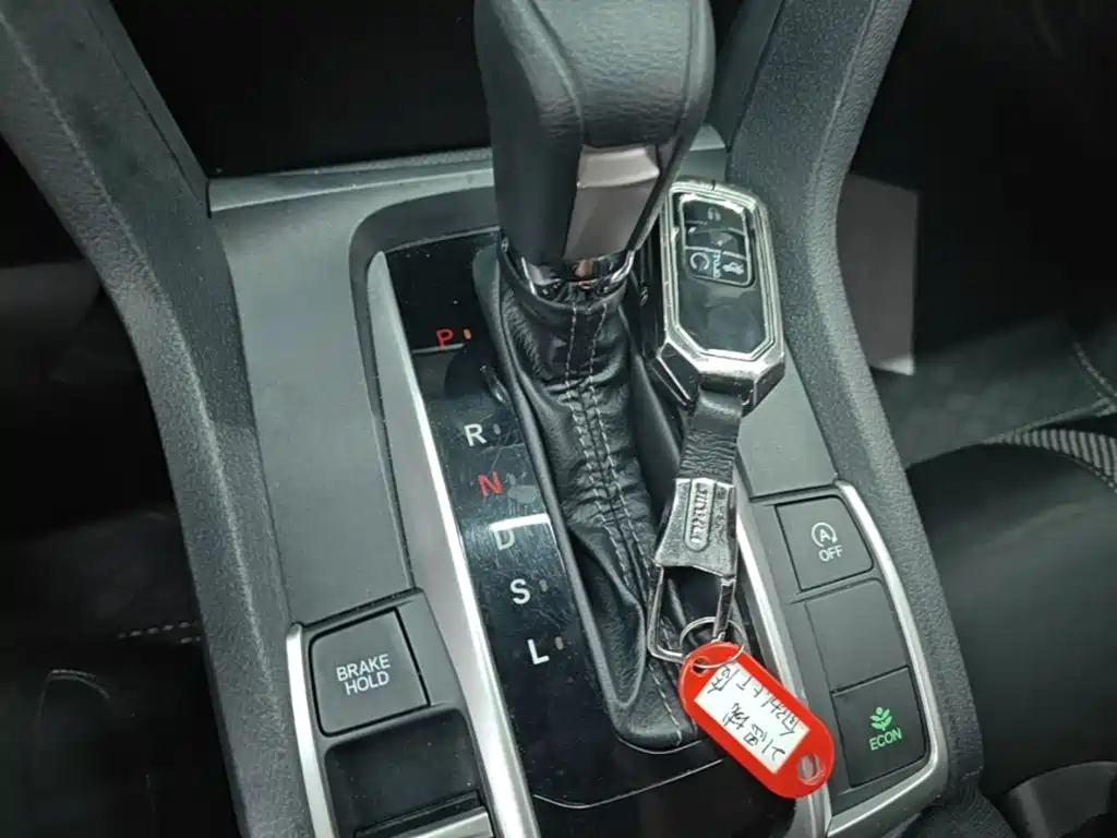 Honda Civic 2021 — фото 14