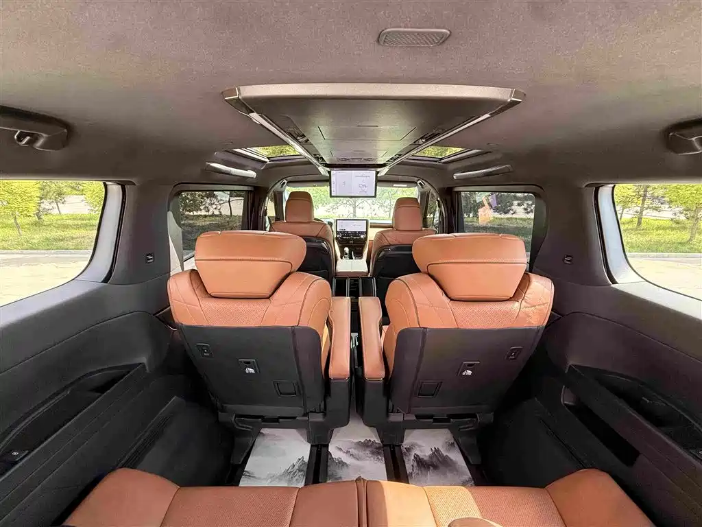 Toyota Vellfire 2024 — фото 36