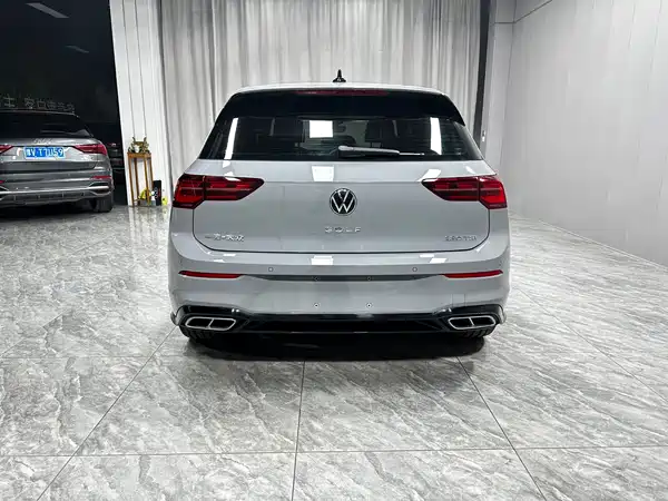 Volkswagen Golf 2022