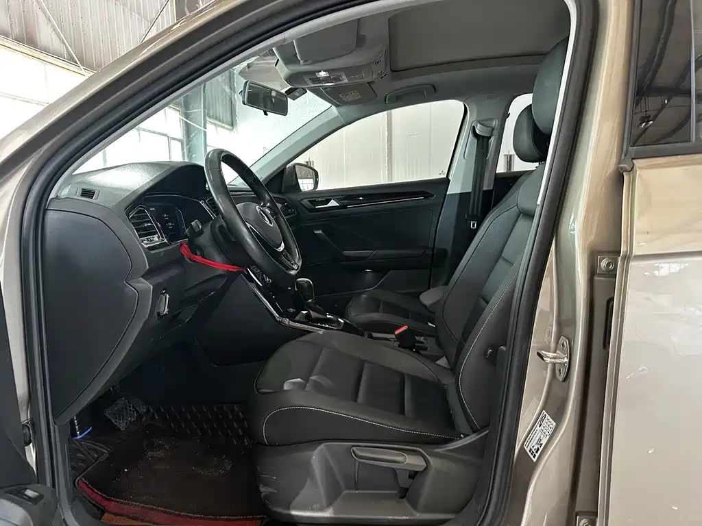 Volkswagen T-Roc 2022