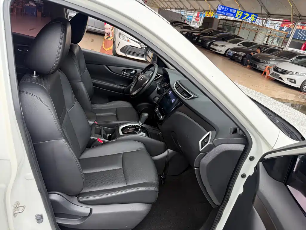 Nissan X-Trail 2015 — фото 15