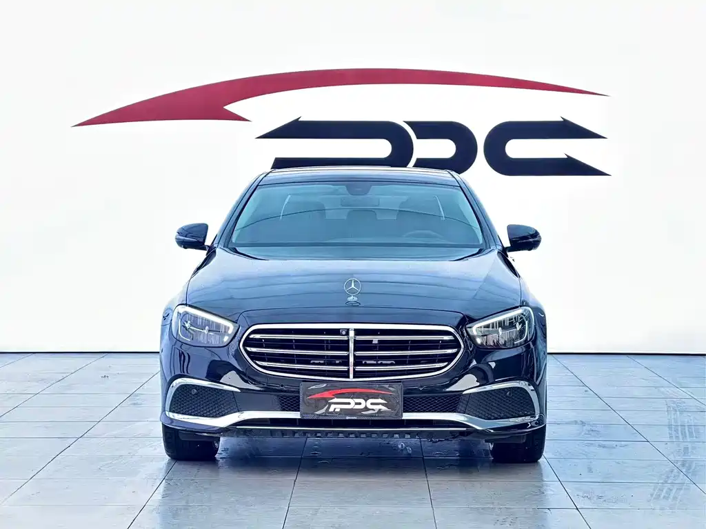 Mercedes-Benz E-Class 2022 — фото 2