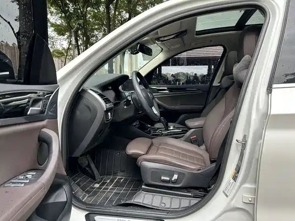 BMW iX3 2021