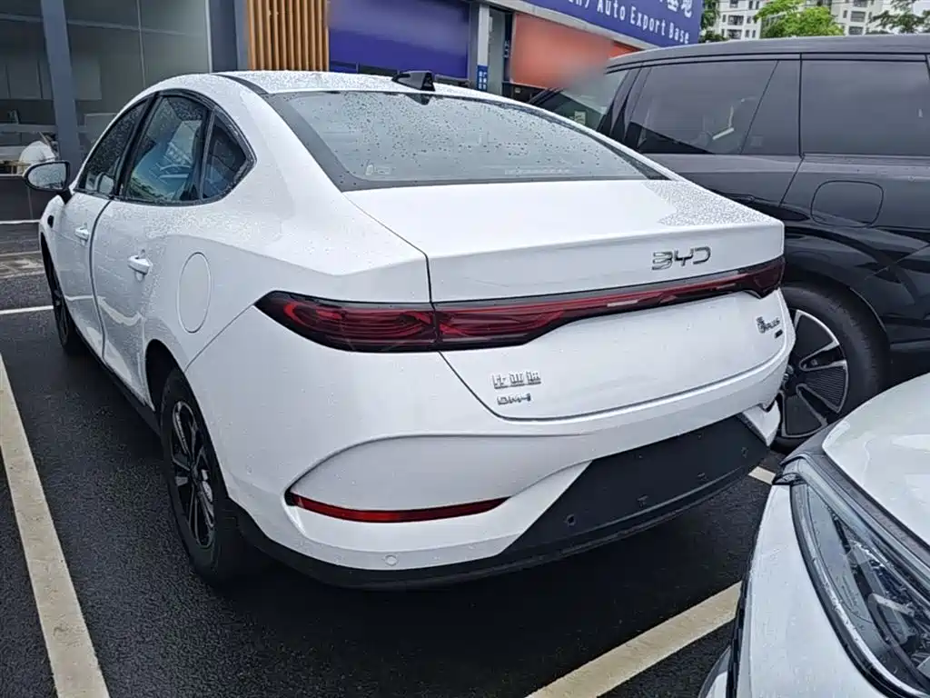 BYD Qin PLUS 2025 — фото 5