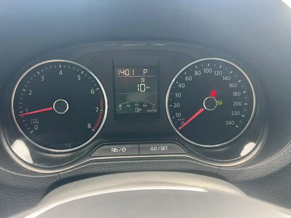 Volkswagen Polo 2016