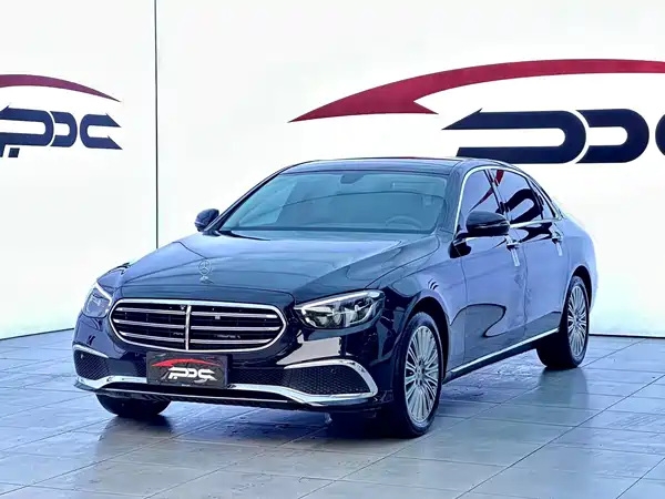 Mercedes-Benz E-Class 2022