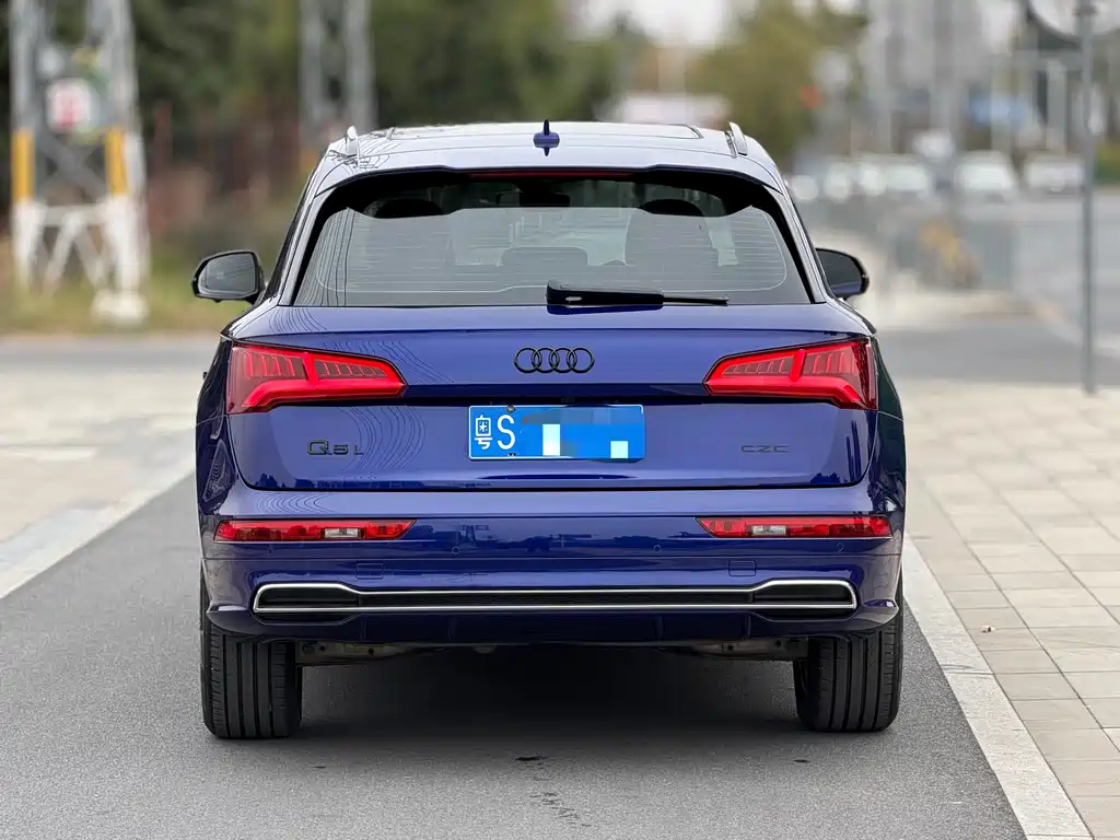 Audi Q5L 2019 — фото 4