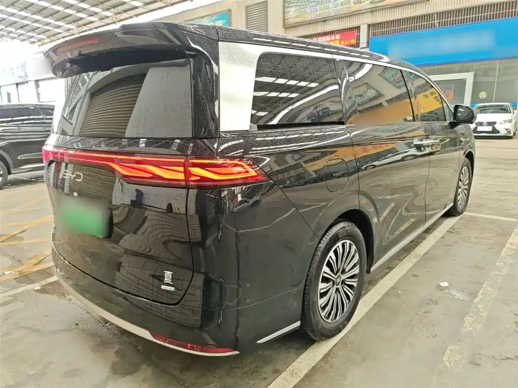 BYD Xia 2025 — фото 7