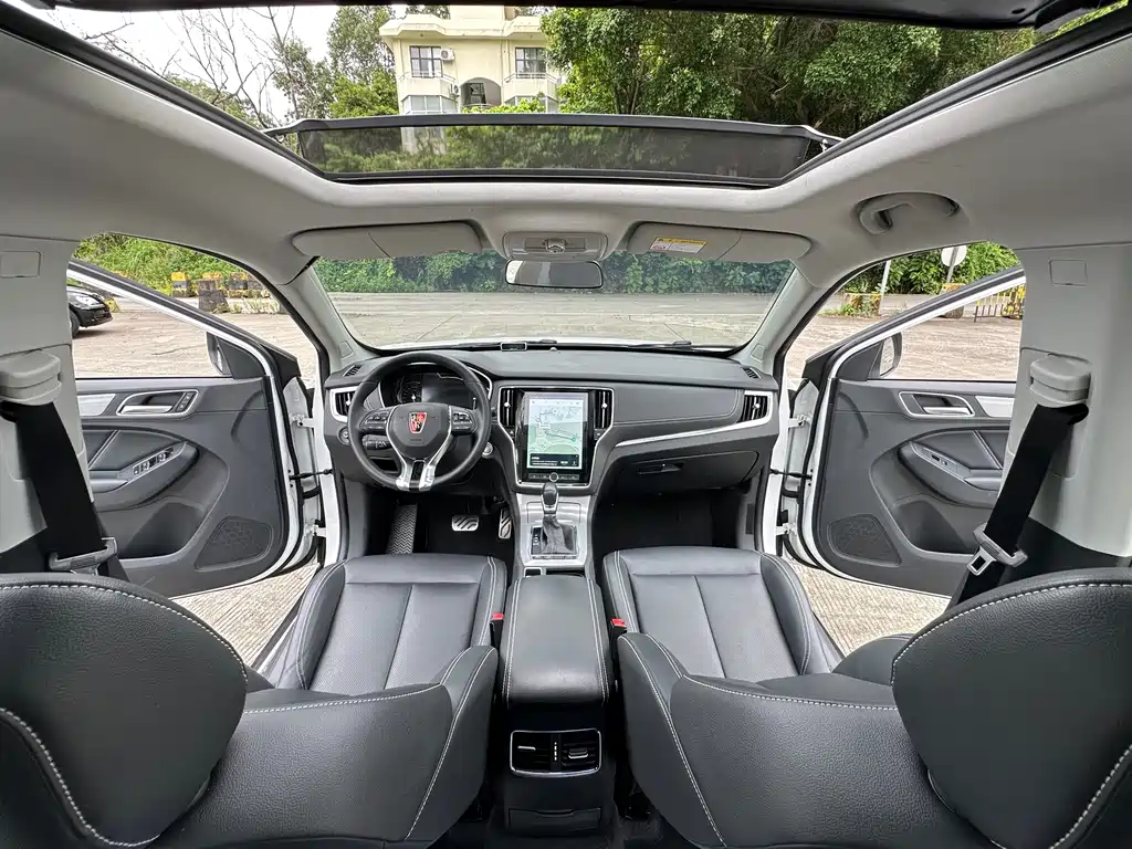 Roewe RX5 2018 — фото 12