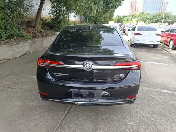 Buick LaCrosse 2022