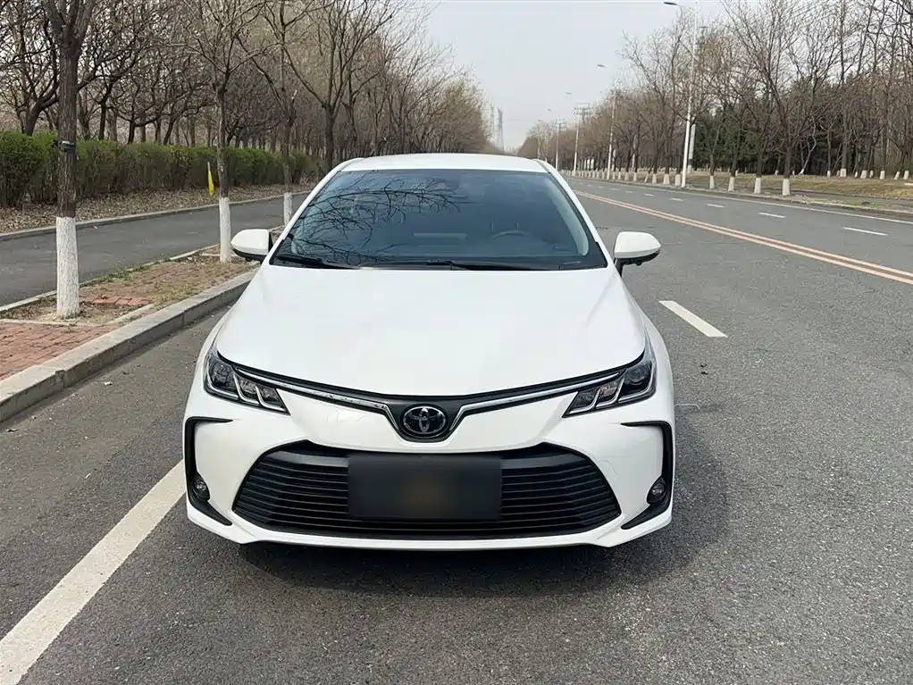 Toyota Corolla 2022 — фото 23