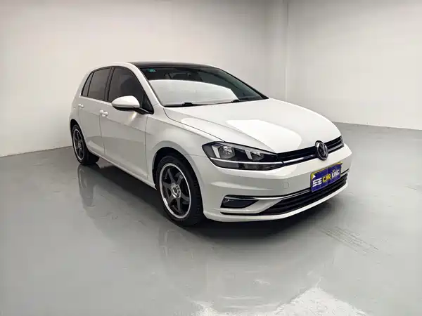 Volkswagen Golf 2020