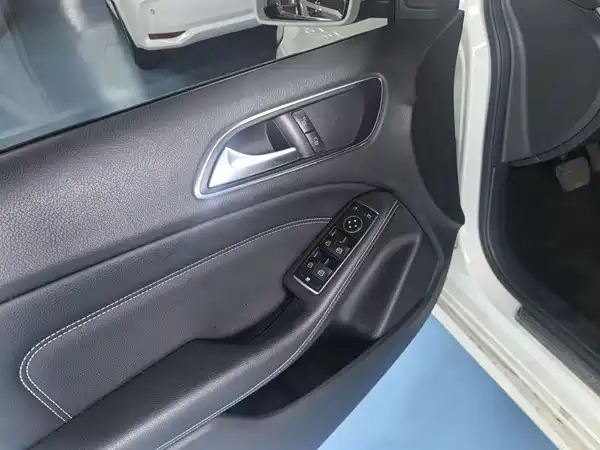 Mercedes-Benz B-Class 2015