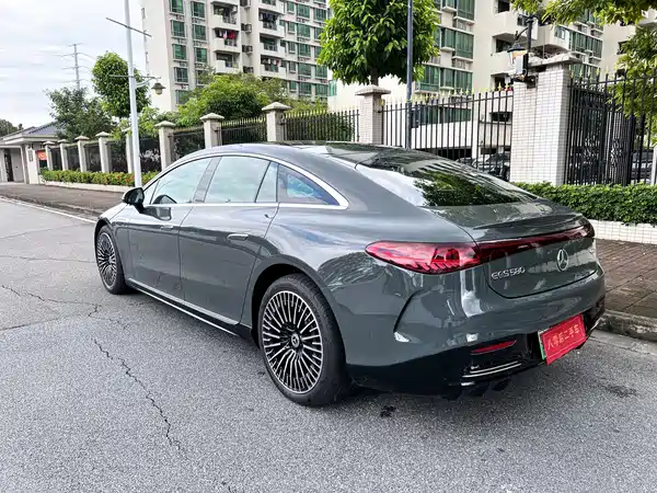 Mercedes-Benz EQS 2025