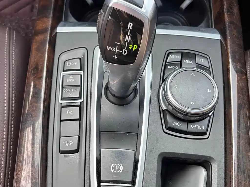 BMW X5 2016 — фото 10