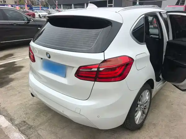 BMW 2 Series Station Wagon 2018