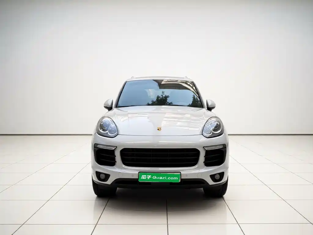 Porsche Cayenne 2015 — фото 24