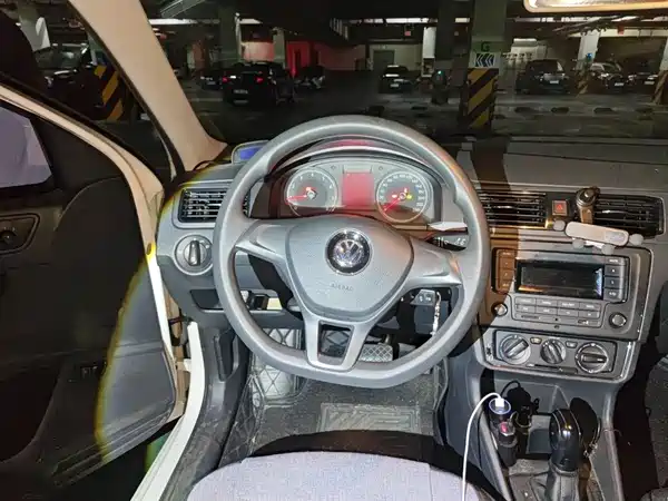 Volkswagen Santana 2016