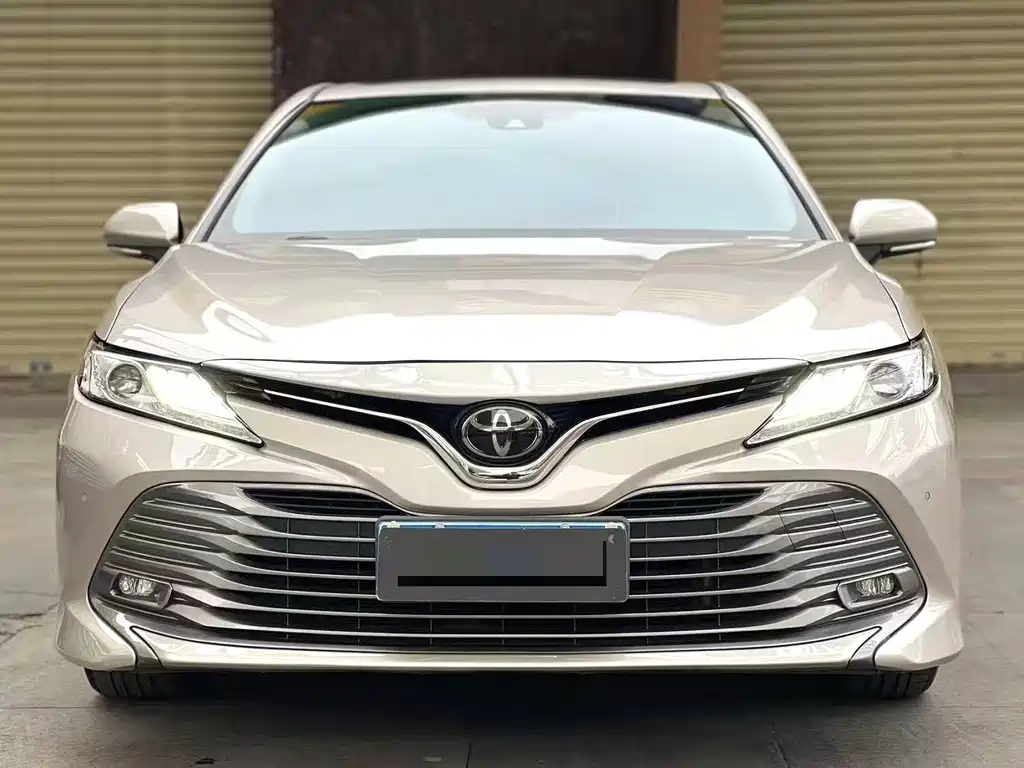Toyota Camry 2021