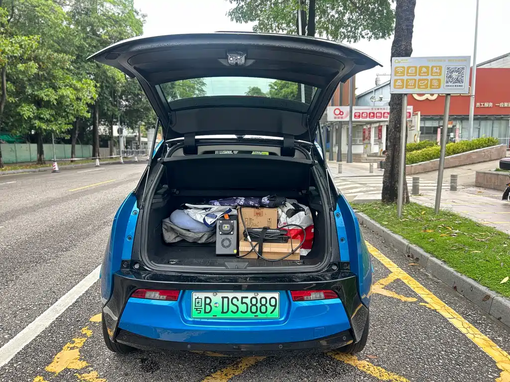 BMW i3 2018 — фото 17