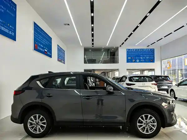 Mazda CX-5 2025