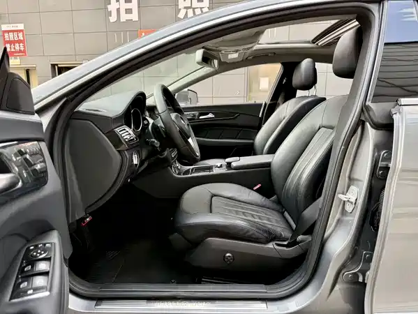 Mercedes-Benz CLS 2012