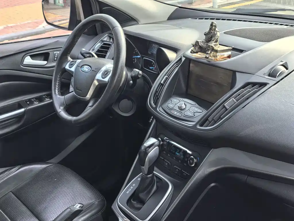 Ford Kuga 2016 — фото 4