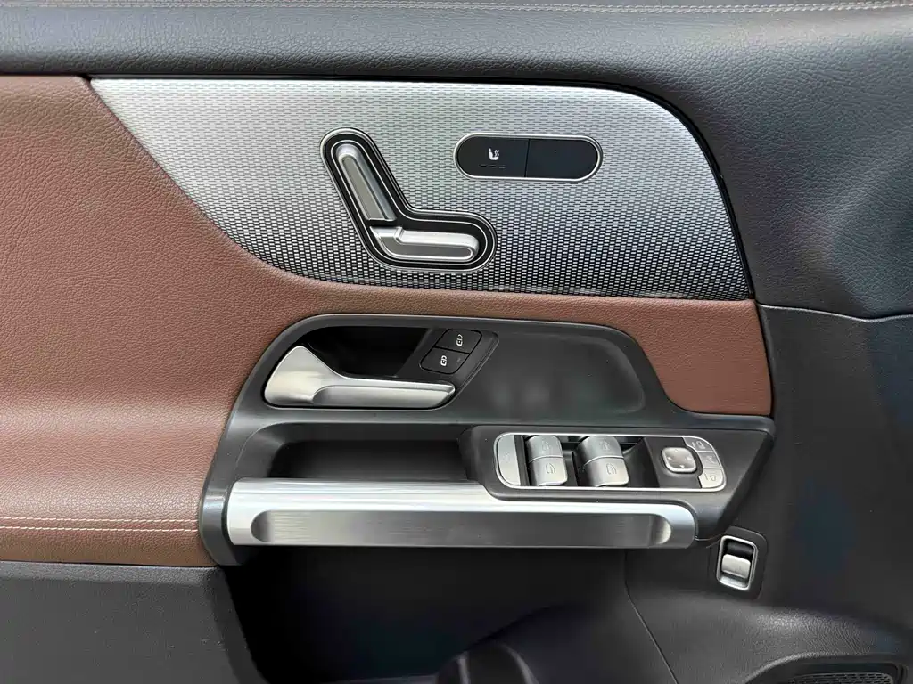 Mercedes-Benz GLB 2020 — фото 10