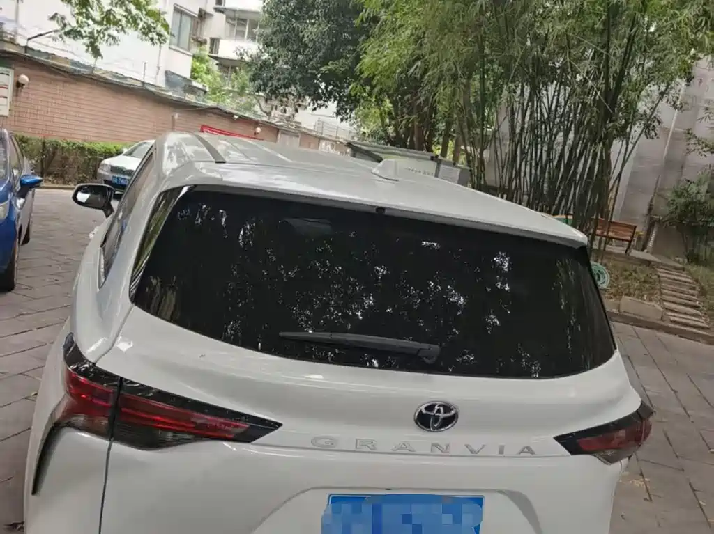 Toyota Sienna 2026