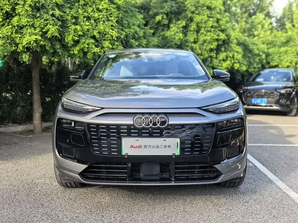 Audi Q6L e-tron 2025 — фото 2