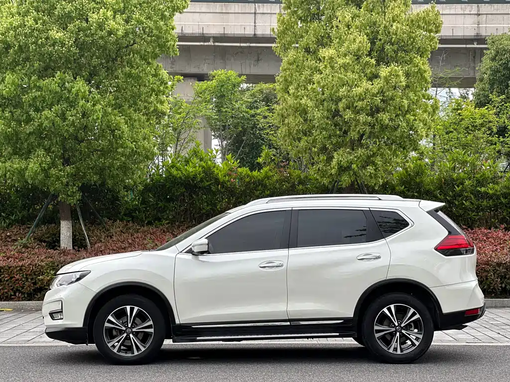 Nissan X-Trail 2019 — фото 7