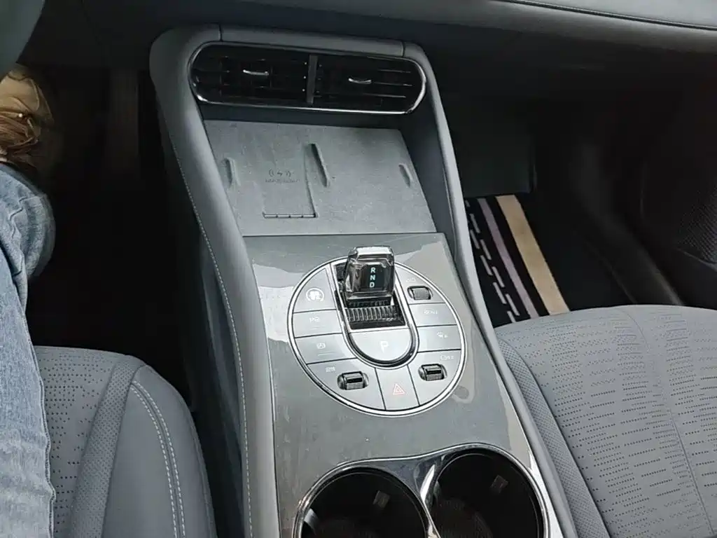 BYD Seal 06GT 2025 — фото 14