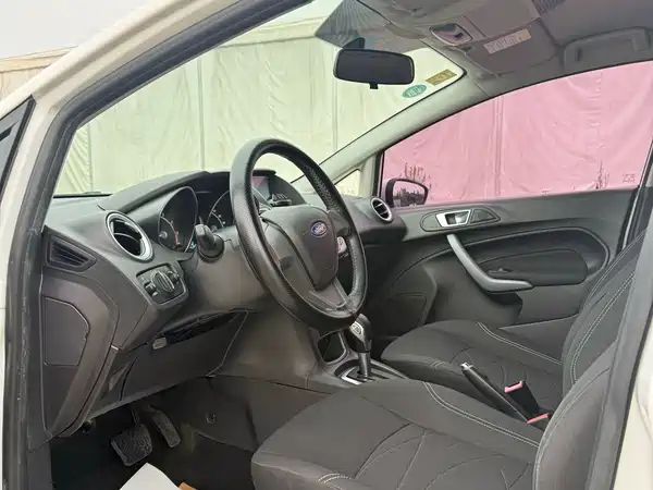 Ford Fiesta 2015