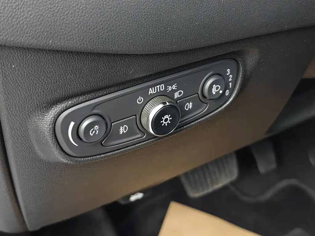Chevrolet Equinox 2019 — фото 11