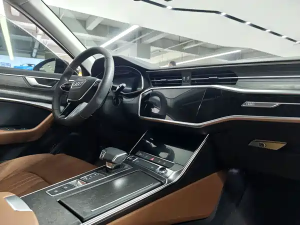 Audi A6L 2021