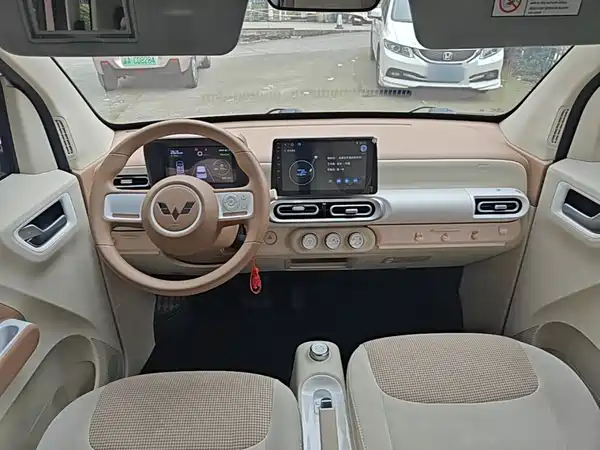 Wuling Hongguang MINIEV 2024