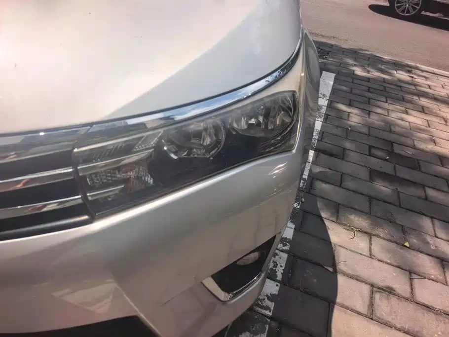 Toyota Corolla 2015