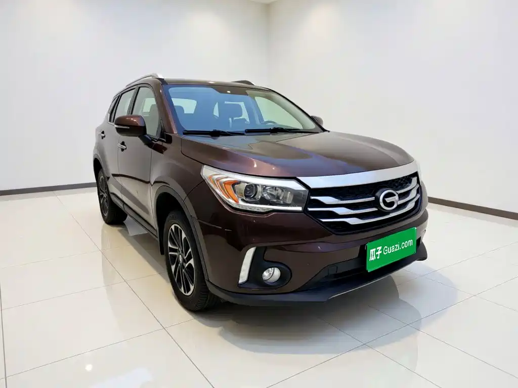 GAC Trumpchi GS4 2016 — фото 3